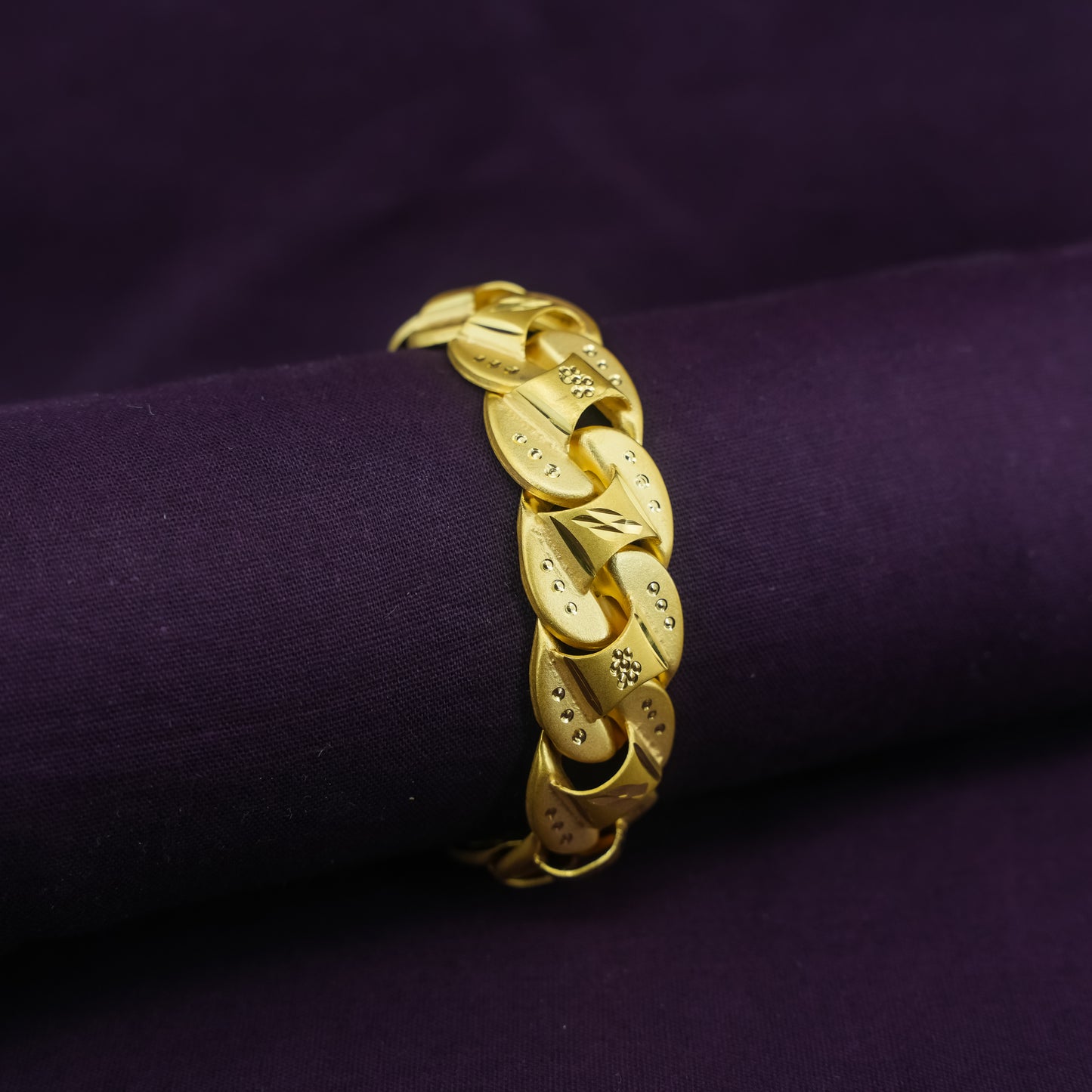 Ornate Petal Chain Bracelet