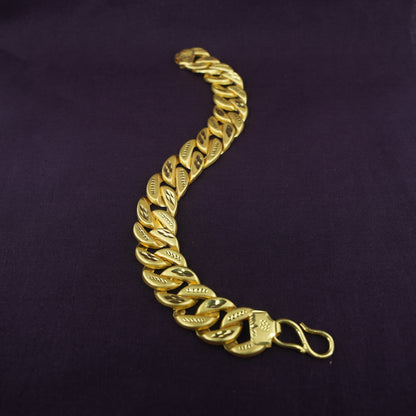 Golden Leaf Link Bracelet