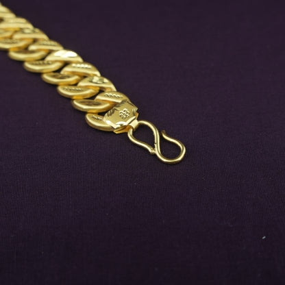 Golden Leaf Link Bracelet